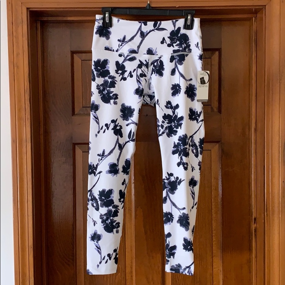 Apana Leggings